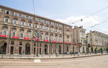 Torino, İtalya - 28 Haziran 2015. Teatro Regio - Kraliyet Tiyatrosu, Torino'nun Piazza Castello'daki ana opera binası ve opera şirketi, Torino'daki merkez meydan, İtalya. 