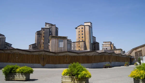 Avoriaz Francia Julio 2015 Extraños Edificios Madera Avoriaz Complejo Montaña —  Fotos de Stock