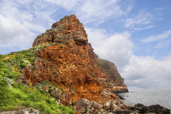 Dobrudscha Bulgária Maio 2015 Rochas Vermelhas Praia Bolata Dobrudscha Bulgária — Fotografia de Stock