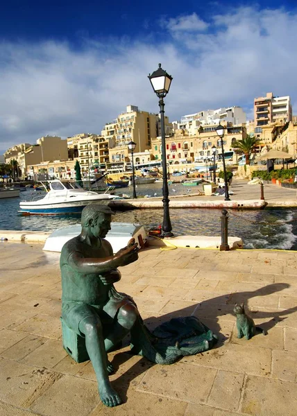 Eiland Malta Europa November 2015 Visser Kat Standbeeld Spinola Bay — Stockfoto