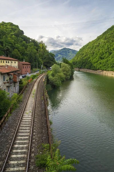 Rio Serchio Desde Ponte Della Maddalena Ponte Del Diavolo Lucca — Fotografia de Stock