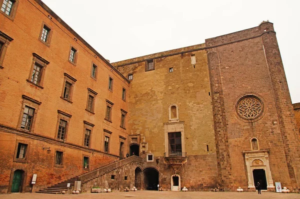 Naples Itália Novembro 2015 Paredes Dentro Castelo Medieval Nuovo Novo — Fotografia de Stock