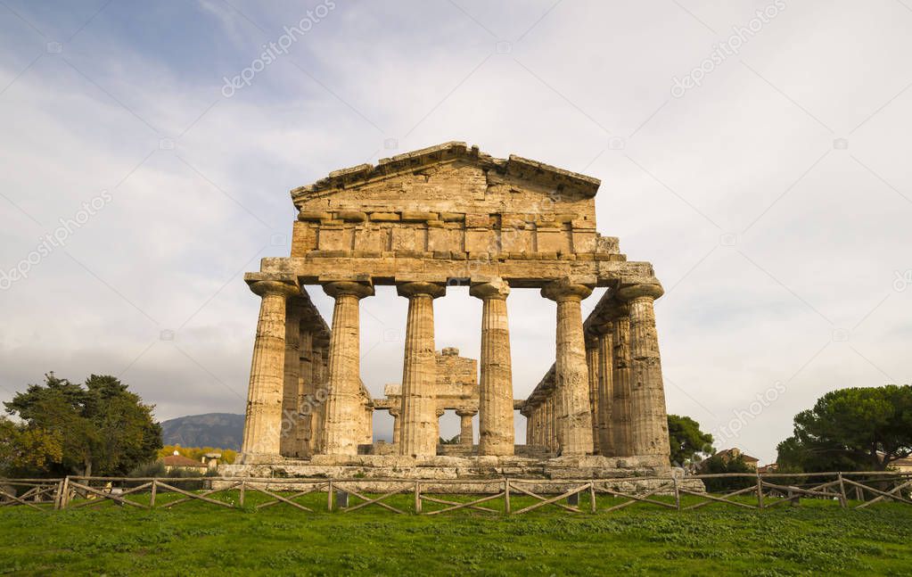 reek Temples of Paestum - UNESCO World Heritage Site, with some of the most well-preserved ancient Greek temples in the world. It's about three temples of Hera, Poseidon and Ceres in Paestum ,Italy.