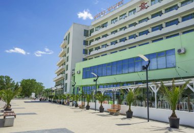 Güzel bahar günü , Karadeniz sahilinde , Mamaia plajda, Romanya