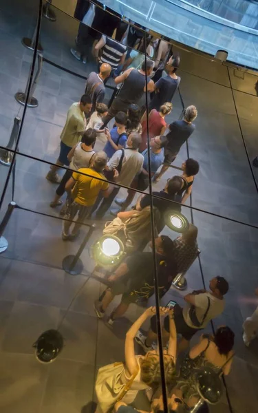 Люди Які Відвідують Музей Егіціо Який Другим Величиною Єгипетським Музеєм — стокове фото