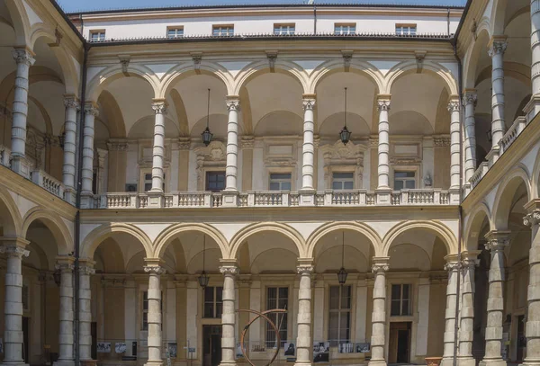 Τορίνο Ιταλία Ιουνίου 2015 Πανεπιστήμιο Τορίνου Τορίνο Ένα Από Παλαιότερα — Φωτογραφία Αρχείου