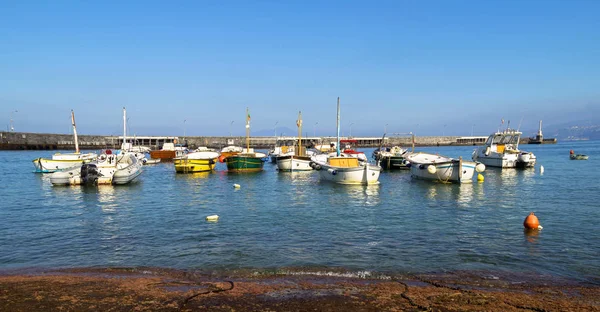 Capri Italien November 2015 Marina Grande Capri Båtar Stranden Medelhavskusten — Stockfoto