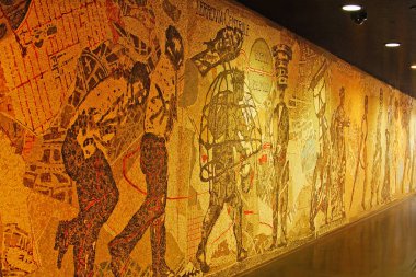 Napoli,İtalya - 12 Kasım 2015. Toledo metro istasyonu - dünyanın en güzel metro. 