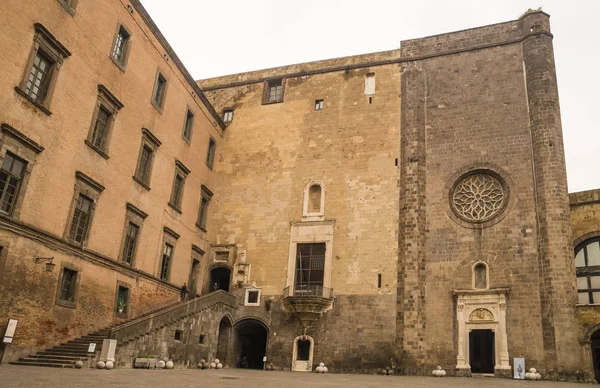 Naples Itália Novembro 2015 Paredes Dentro Castelo Medieval Nuovo Novo — Fotografia de Stock