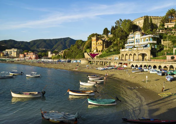 Levanto Spezia Italy June 2015 Evening Ligurian Beach Levanto Spezia — Stock Photo, Image