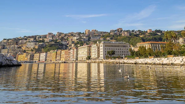 Mare Mediterraneo Edifici Resort Sul Lungomare Litorale Napoli Lungo Porto — Foto Stock