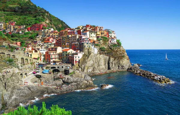 Vernazza Cinque Terre Itália Junho 2015 Dia Verão Colorida Aldeia — Fotografia de Stock