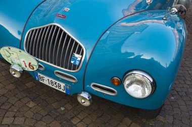 Torino, İtalya - 26 Haziran 2015. Valentino Park'ta bir yaz akşamı 