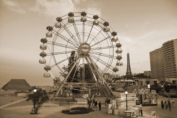 Golden Sands Bulgarien Maj 2016 Panorama Wheel Natten Populär Attraktion — Stockfoto