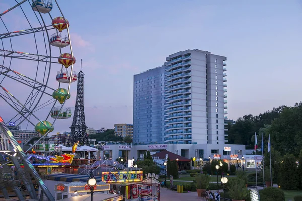 Sands Oro Bulgaria Mayo 2016 Panorama Rueda Noche Atracción Popular — Foto de Stock