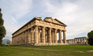 Paestum - UNESCO Dünya Miras Listesi, Yunan tapınakları bazı dünyanın en iyi korunmuş antik Yunan tapınakları ile. Hera, Poseidon ve Ceres Paestum, İtalya için üç tapınak yapmaktadır. 
