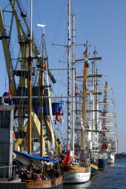 Köstence, Romanya - 25 Nisan 2014 port. Karadeniz uzun boylu gemiler regatta 2014, Karadeniz rekabet yarışmasında katılan teknelerden.  