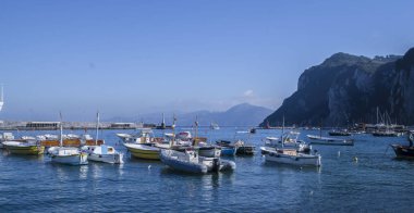 Avrupa 'da tekneleri olan deniz körfezi