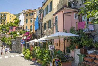 Corniglia, Cinque Terre, La Spezia,İtalya - 26 Haziran 2015. Corniglia , Cinque Terre Milli Parkı'nın tipik ve karakteristik köyü.