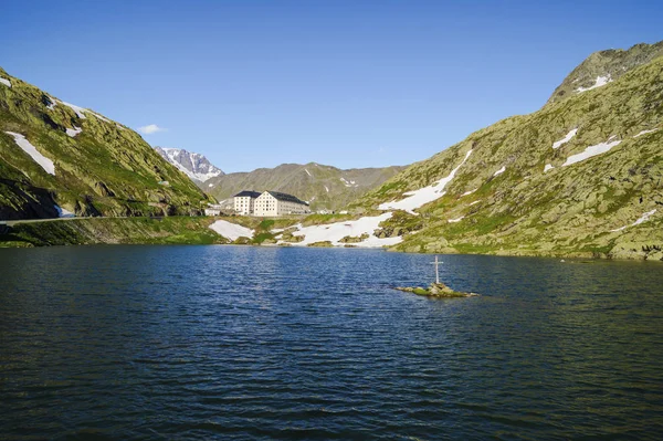 Vackra Bernard Pass Och Bernard Kloster Ligger Schweiz Kantonen Valais — Stockfoto