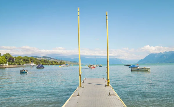 Lausanne Switzerland Julho 2015 Porto Marina Ouchy Costa Lago Genebra — Fotografia de Stock