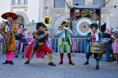 Köstence, Romanya - 3 Eylül 2017. Uluslararası Sokak Festivali 