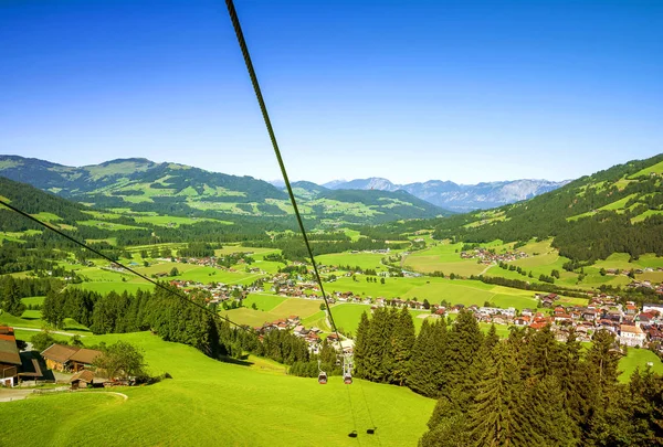 Westendorf, Brixental, Tyrol, Austria 'da teleferiğe yüksek yükseklik