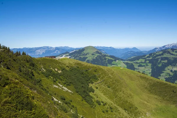 Hermoso Valle Brixen Kitzbuhel Alpes Tirol Austria —  Fotos de Stock