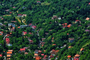 Tampa dağ, Transylvania, Romanya eski şehir Brasov görünümü 