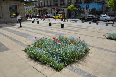 Bükreş, Romanya-Nisan, 2018. Victory Avenue üzerinde Bükreş 'te Cityscape. 