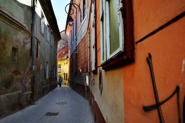 Brasov Rumania Mayo 2018 Alecu Russo Street Ambiente Único Sorprendente —  Fotos de Stock