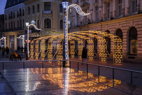 Bukurešť Rumunsko Prosince 2018 Bukurešťský Noční Život Prosinci Zlatou Vánoční — Stock fotografie