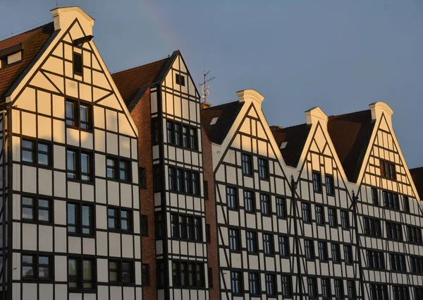 Gdansk Motlawa Nehri Kıyısında Geleneksel Binalar Mimarisi Polonya — Stok fotoğraf