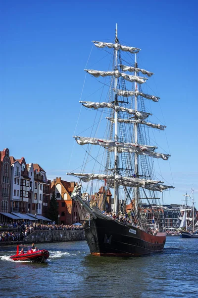 Gdansk Polonia Julio 2018 Veleros Desfile Río Motlawa Durante 22ª —  Fotos de Stock