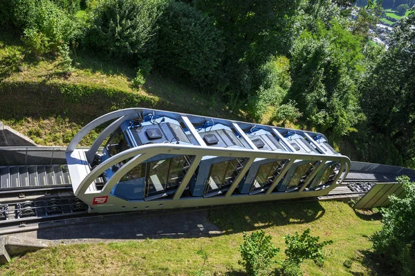 Innsbruck Áustria Agosto 2016 Hungerburgbahn Com Vagão Funicular Estação Loewenhaus — Fotografia de Stock