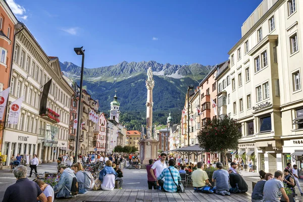 Innsbruck Áustria Agosto 2016 Herzog Friedrich Vista Rua Cidade Velha — Fotografia de Stock