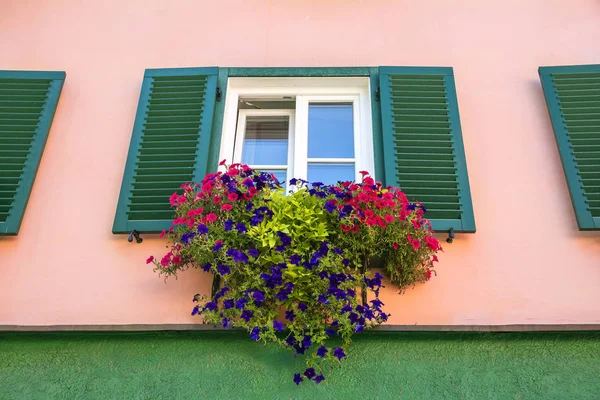 Kitzbuhel Tirol Austria Agosto 2016 Architettura Edificio Nel Centro Storico — Foto Stock