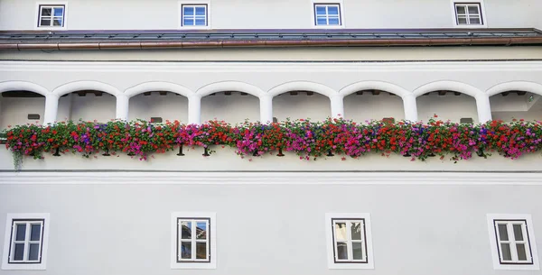 Kitzbuhel Tirol Ausztria Augusztus 2016 Épület Építészeti Történelmi Központjában Kitzbühl — Stock Fotó