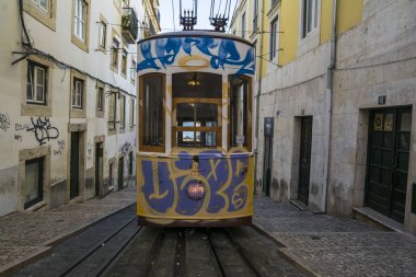 LISBON, PORTUGAL - OCTOBER 2017. Gloria lift elevator , old attraction in Lisbon, Portugal.  clipart