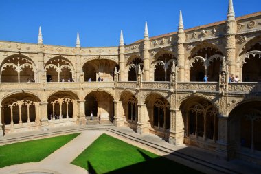 Lizbon, Portekiz - 29 Ekim 2017. Jeronimos Manastırı ve Kilisesi Santa Maria Belem Lizbon, Portekiz
