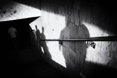 Brasov, Romanya-Mayıs, 2018. Brasov Old Town sokak fotoğrafçılığı, Brasov şehir, Romanya inanılmaz turistler cazibe.