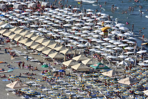 马马亚 康斯坦察县 罗马尼亚 2018年8月11日 黑海沿岸的马马亚海滩 从天空景观公园酒店 在罗马尼亚的顶级夏季景点景观 — 图库照片