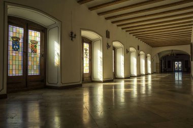 El Puig, Valencia, İspanya - 10 Kasım 2016. El Puig 'li Aziz Mary Manastırı Kraliyet Salonu, Ulusal Tarih - Sanat Anıtı, yıllar boyunca tapınak, hapishane ve okul olarak hizmet vermiştir.. 