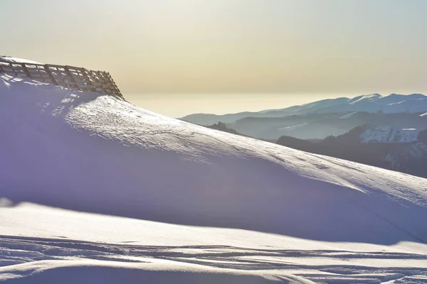 Wunderschöner Abendlicher Winterblick Auf 2000M Höhe Den Bucegi Bergen Sinaia — Stockfoto