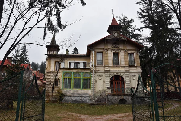 Sinaia Rumänien November 2018 Sinaia Dokumentarfilm Projekt Verlassenes Haus Zentrum — Stockfoto