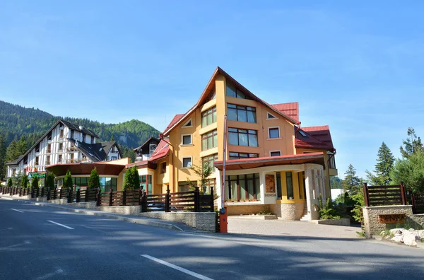 Poiana Brasow Braszów Maj 2018 Hotel Denisa Escalade Poiana Brasov — Zdjęcie stockowe