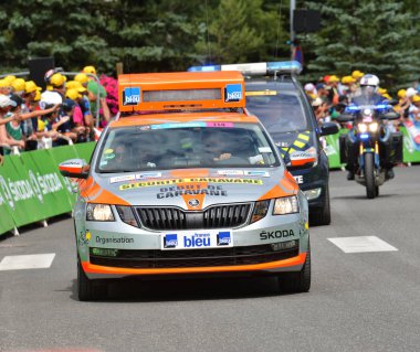 Briancon, Fransa - 19 Temmuz, tanıtım karavan sahne 18 Briancon, de 2017.The gözlük yönlendirmek Briancon - Izoard, Tour de France 2017. 