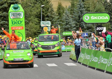 Briancon, Fransa - 19 Temmuz, tanıtım karavan sahne 18 Briancon, de 2017.The gözlük yönlendirmek Briancon - Izoard, Tour de France 2017. 