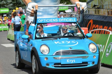 Briancon, Fransa - 19 Temmuz, tanıtım karavan sahne 18 Briancon, de 2017.The gözlük yönlendirmek Briancon - Izoard, Tour de France 2017. 