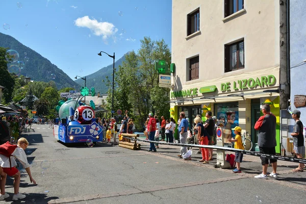 Briancon, Fransa - 19 Temmuz, tanıtım karavan sahne 18 Briancon, de 2017.The gözlük yönlendirmek Briancon - Izoard, Tour de France 2017. 